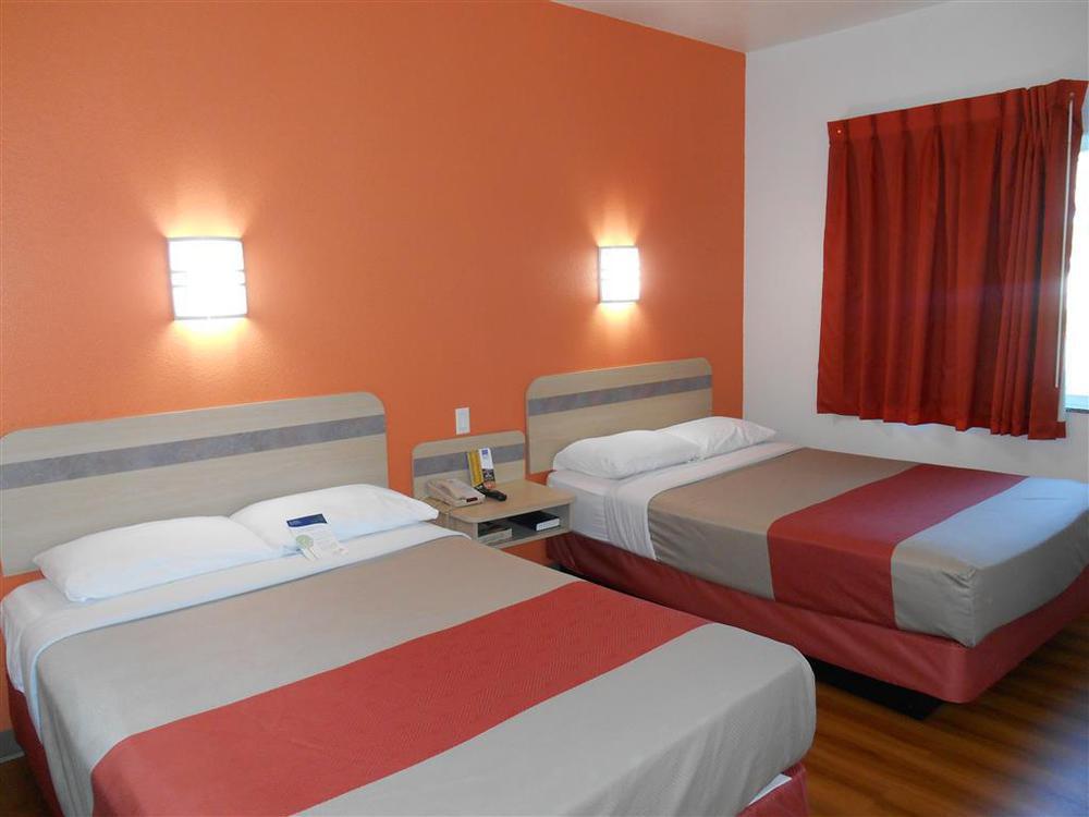 Motel 6-Mission, Tx ห้อง รูปภาพ