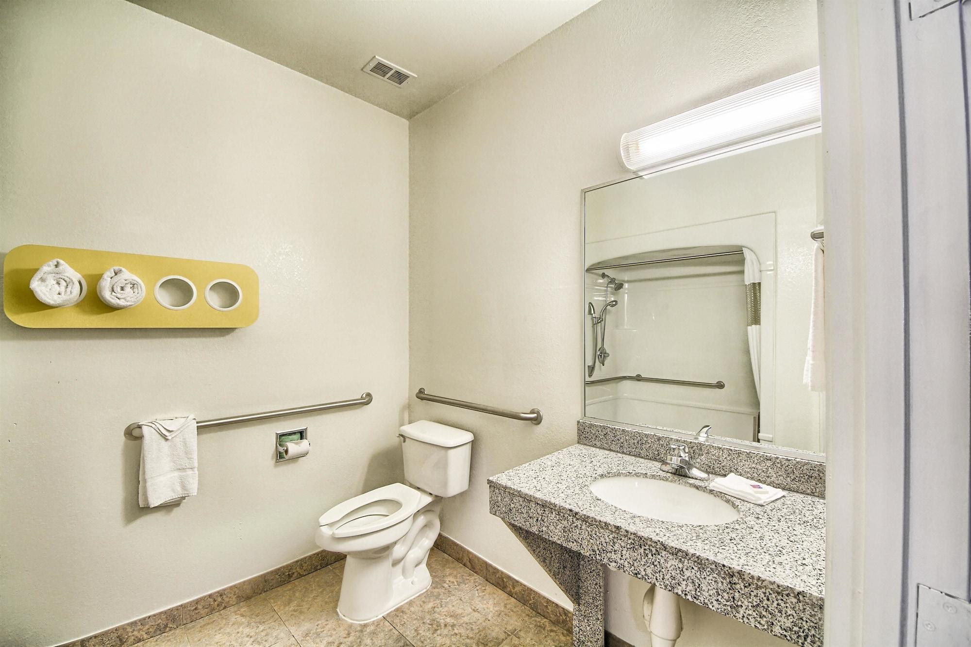 Motel 6-Mission, Tx ภายนอก รูปภาพ